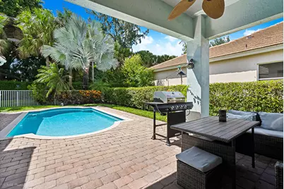 127 Palm Beach Plantation Boulevard, West Palm Beach, FL 33411 - Photo 15
