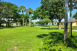 504 Briarwood Cir, Hollywood, FL 33024 - Photo 59