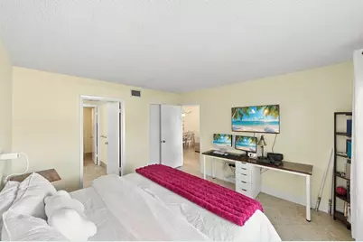 6585 Somerset Drive #102, Boca Raton, FL 33433 - Photo 11