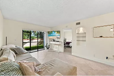 6585 Somerset Drive #102, Boca Raton, FL 33433 - Photo 7
