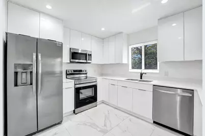 830 NW 19th Terrace, Fort Lauderdale, FL 33311 - Photo 5