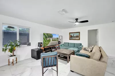 830 NW 19th Terrace, Fort Lauderdale, FL 33311 - Photo 9