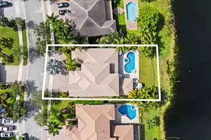 7649 NW 117th Ln, Parkland, FL 33076 - Photo 11