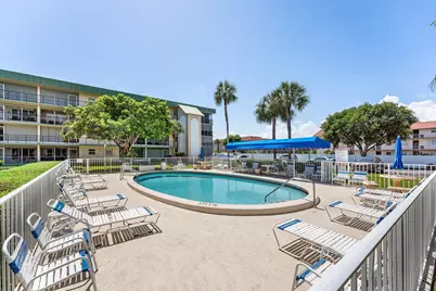 806 SE 7th Street #408, Deerfield Beach, FL 33441 - Photo 17