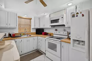 5860 NW 44th St, Lauderhill, FL 33319 - Photo 3