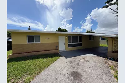 2530 NW 26th Court, Oakland Park, FL 33311 - Photo 7