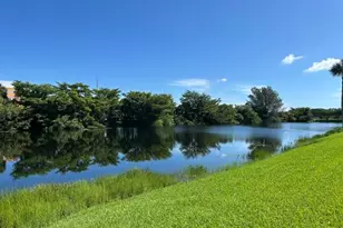 153 Lake Anne Dr, West Palm Beach, FL 33411 - Photo 21