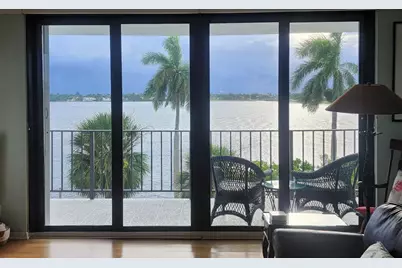 3800 Washington Road #407, West Palm Beach, FL 33405 - Photo 3