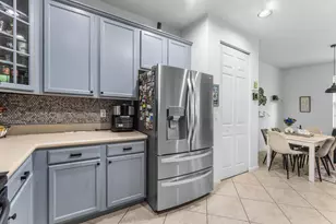 6855 Osage Cir, Greenacres, FL 33413 - Photo 13