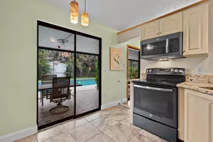 2321 SE Maslan Ave, Port Saint Lucie, FL 34952 - Photo 15