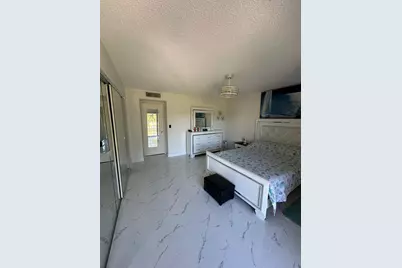 4557 Luxemburg Court, Lake Worth, FL 33467 - Photo 5