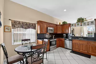 3281 Harness Cir, Wellington, FL 33449 - Photo 11