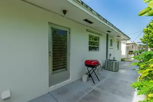 728 Ridge Rd, Lantana, FL 33462 - Photo 11