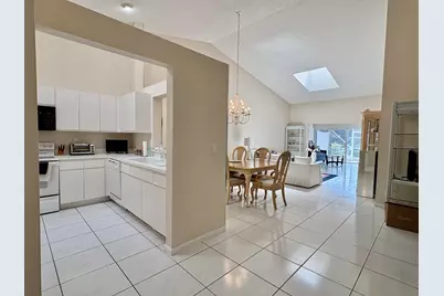 7702 Majestic Palm Drive, Boynton Beach, FL 33437 - Photo 3