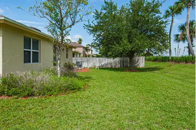 9851 E Verona Circle, Vero Beach, FL 32966 - Photo 23