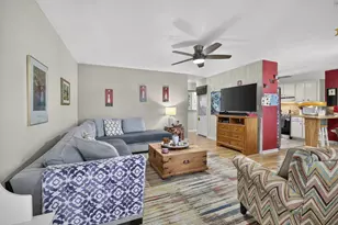 810 Lake Shore Dr, Lake Park, FL 33403 - Photo 7