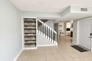 4039 Palm Bay Cir, West Palm Beach, FL 33406 - Photo 13