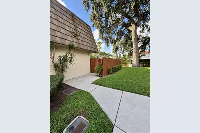 4039 Palm Bay Circle #B, West Palm Beach, FL 33406 - Photo 1