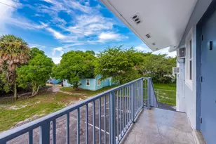 515 N Sapodilla Ave, West Palm Beach, FL 33401 - Photo 13