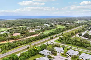 6807 SE Yorktown Dr, Hobe Sound, FL 33455 - Photo 37