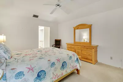6807 SE Yorktown Drive, Hobe Sound, FL 33455 - Photo 23
