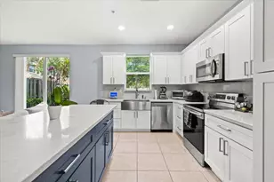 130 Emerald Creek Terrace, Davie, FL 33325 - Photo 5