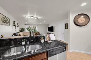 2591 SW Marshfield Ct, Port Saint Lucie, FL 34953 - Photo 13
