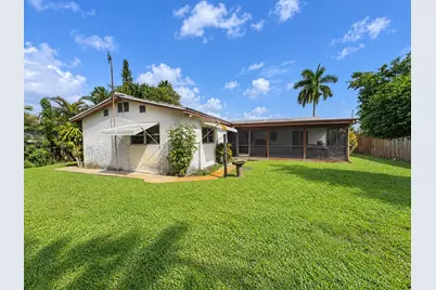 110 SE 3rd Avenue, Boynton Beach, FL 33435 - Photo 13