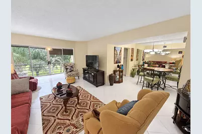 3810 Via Poinciana #303, Greenacres, FL 33467 - Photo 11
