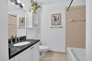 2557 Riverside Dr, Coral Springs, FL 33065 - Photo 27