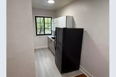 2000 Jefferson Street #17, Hollywood, FL 33020 - Photo 9