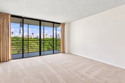 20400 W Country Club Drive #609, Aventura, FL 33180 - Photo 5