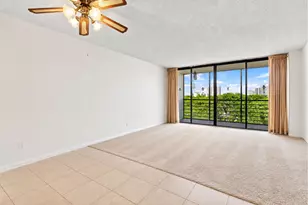20400 W Country Club Dr, Aventura, FL 33180 - Photo 3