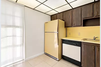 20400 W Country Club Drive #609, Aventura, FL 33180 - Photo 7