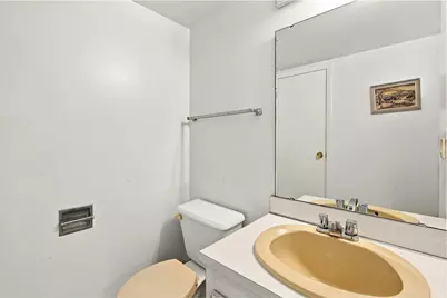 20400 W Country Club Drive #609, Aventura, FL 33180 - Photo 9