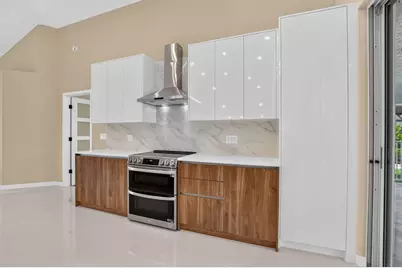 22201 Collington Drive, Boca Raton, FL 33428 - Photo 9