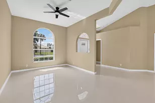 22201 Collington Dr, Boca Raton, FL 33428 - Photo 5