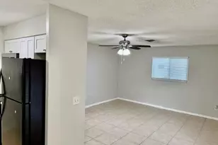 419 N Broadway, Lantana, FL 33462 - Photo 5