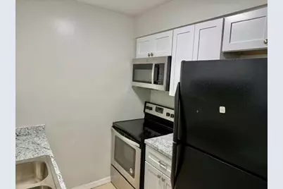 419 N Broadway #3, Lantana, FL 33462 - Photo 7