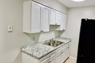 419 N Broadway, Lantana, FL 33462 - Photo 11
