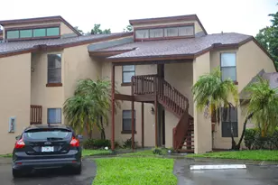 2007 W Lakeview Dr W, Royal Palm Beach, FL 33411 - Photo 23