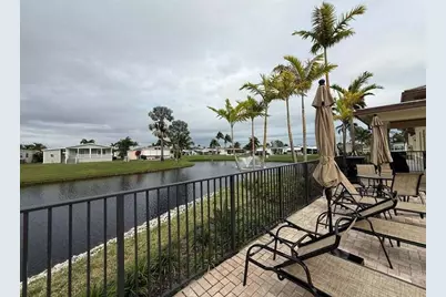 6085 Seashore Drive, Atlantis, FL 33462 - Photo 19