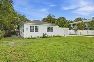 5203 N Flagler Dr, West Palm Beach, FL 33407 - Photo 9