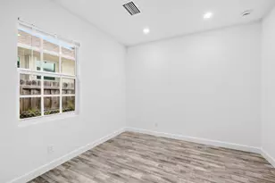 5203 N Flagler Dr, West Palm Beach, FL 33407 - Photo 21