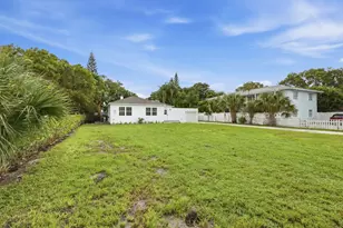 5203 N Flagler Dr, West Palm Beach, FL 33407 - Photo 11