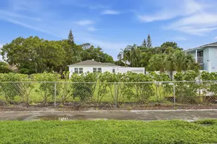 5203 N Flagler Dr, West Palm Beach, FL 33407 - Photo 13