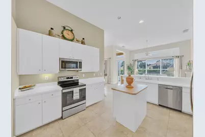 700 SW Lake Charles Circle, Port Saint Lucie, FL 34986 - Photo 25