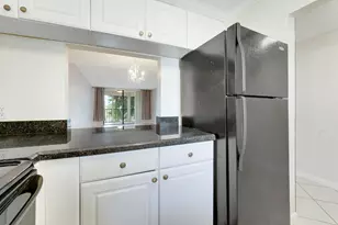 890 N Federal Hwy, Lantana, FL 33462 - Photo 5