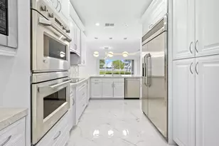 88 N Lakeshore Dr, Hypoluxo, FL 33462 - Photo 9