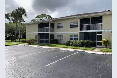 1544 SE Royal Green Circle #204, Port Saint Lucie, FL 34952 - Photo 5